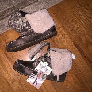 Muk Luks booties